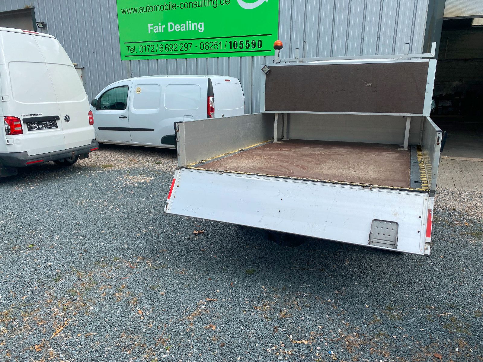 Fahrzeugabbildung Volkswagen T6.1 Transporter Pritsche,L2,Einzelkabine,AHK