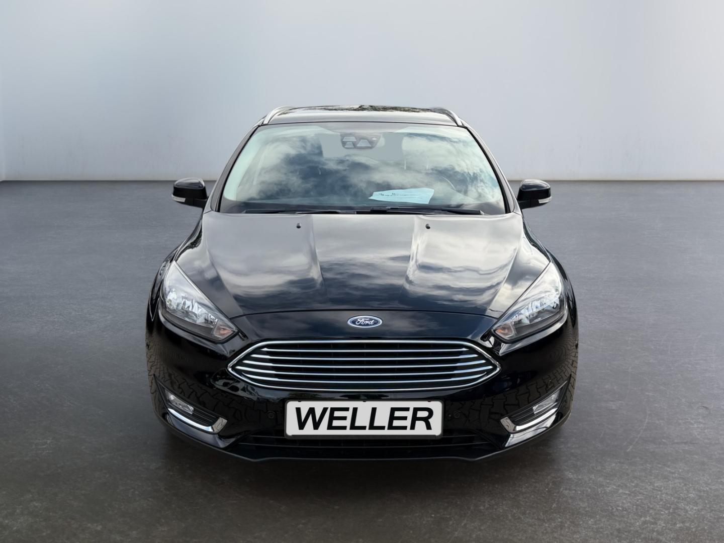 Ford Focus 1.5 Turnier Titanium *PDC v.&h.*SHZ*Klima*