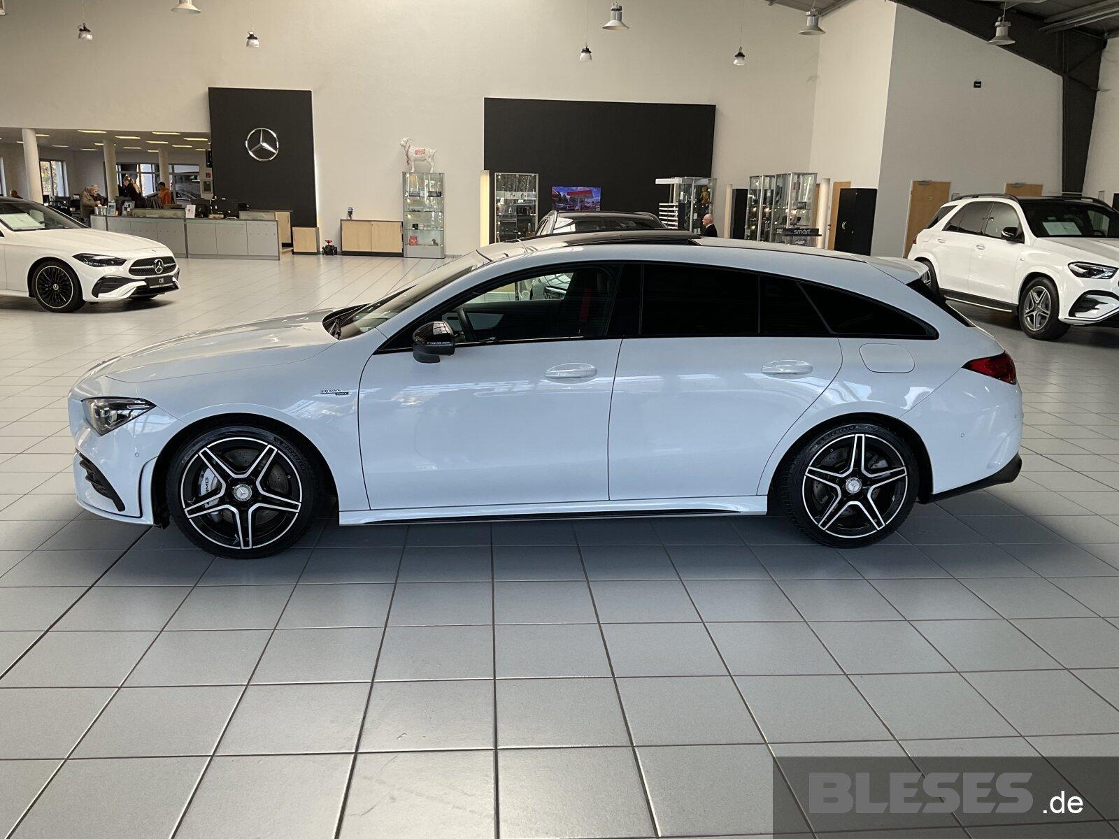 Mercedes-Benz CLA 35 AMG 4M SB Night +Pano+StHz+Sound+Multibea