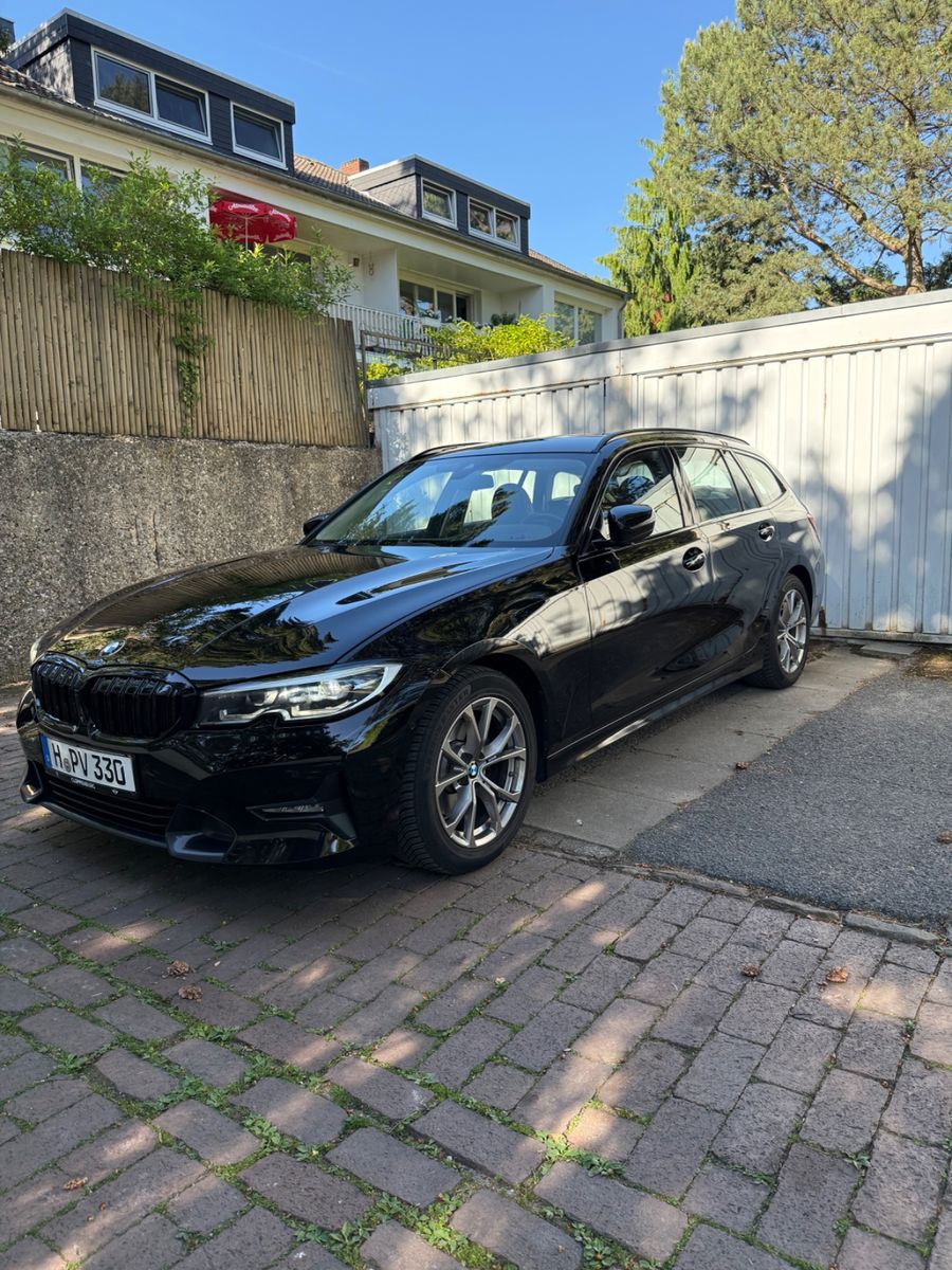 BMW 320d Touring Sport Line Automatik