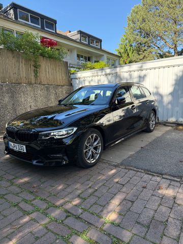 BMW 320d Touring Sport Line Automatik