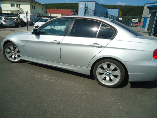 BMW 318 Baureihe 3 Lim. 318i