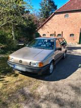 Volkswagen VW Passat Variant 35 i CL - aus 1990: Kombi