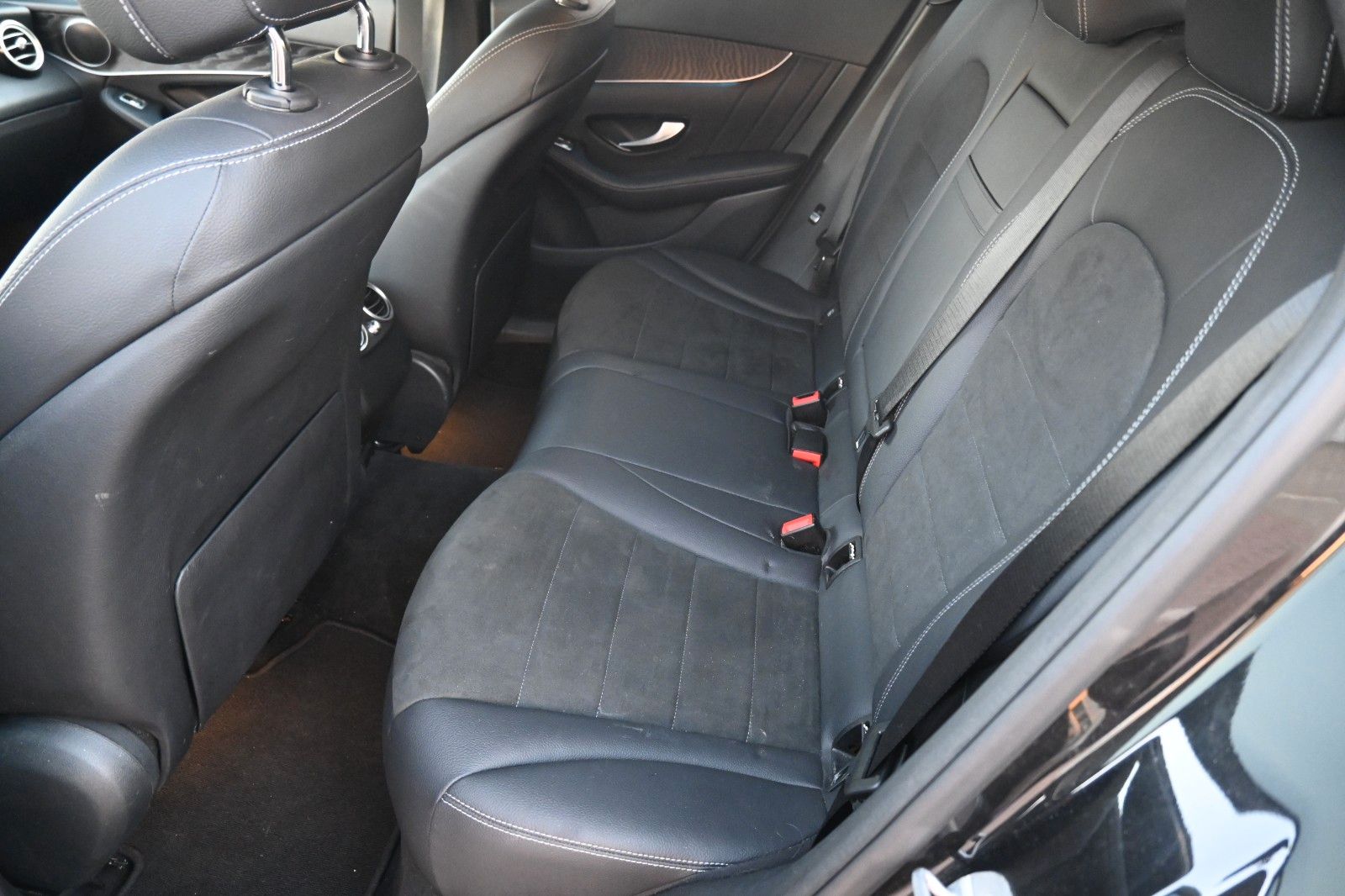 Fahrzeugabbildung Mercedes-Benz GLC 300 GLC Coupe 4Matic*AMG Line*LED*