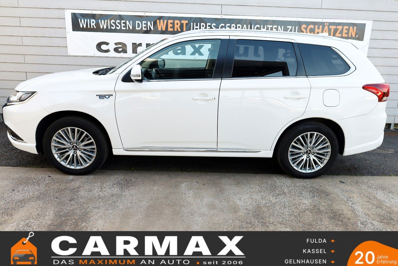 Fahrzeugabbildung Mitsubishi Outlander PHEV 4WD SH,PDC,Kamera,AHK,SR+WR