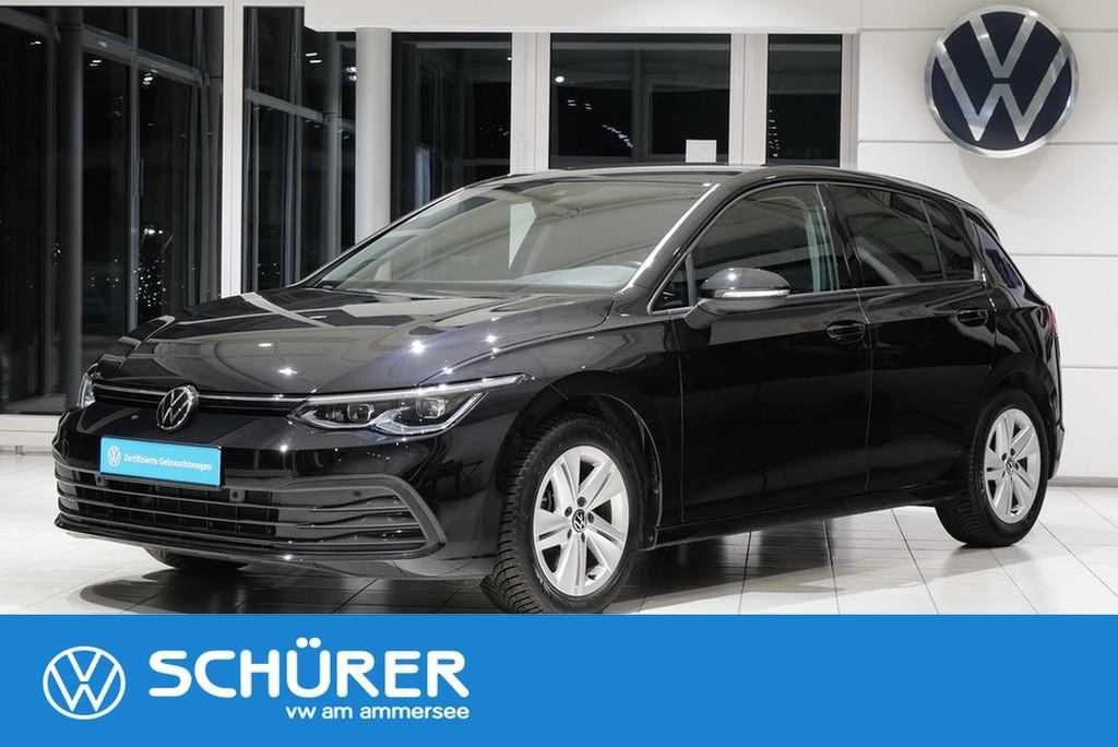 Volkswagen Golf VIII 1.5TSI Life StdHz AHK HKardon RKAM DCC