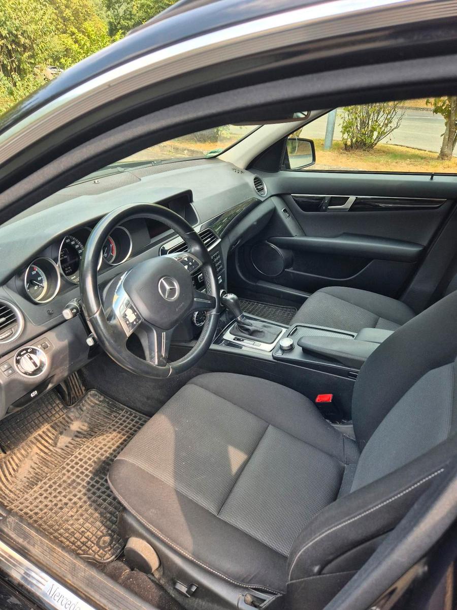 Mercedes-Benz C200 2013 — engine 136 HP (100kW)