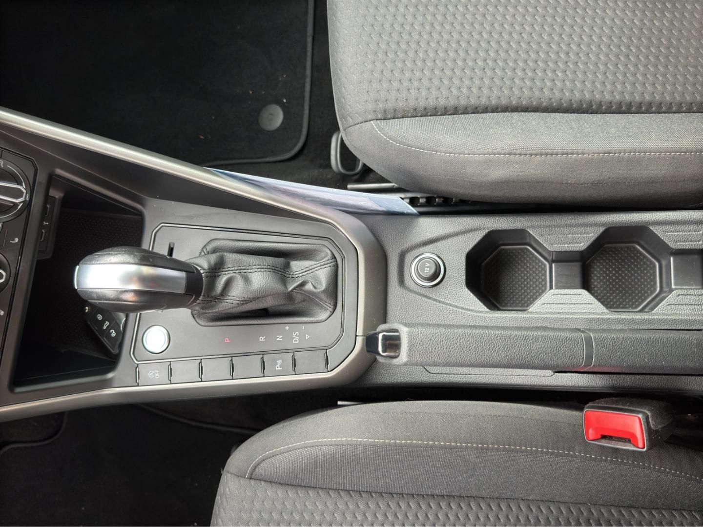 Fahrzeugabbildung Volkswagen Polo Comfortline 1.0 TSI, 70 kW, DSG, Navi, SH,