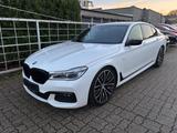 BMW 740d xDRIVE M PAKET 22" S.DACH ACC HUD MASSAGE - BMW 740: 740d Xdrive