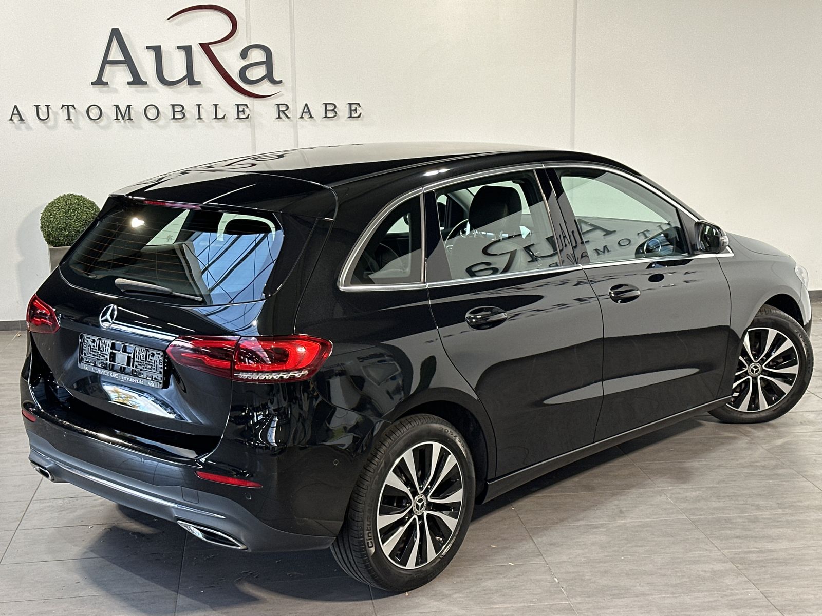 Fahrzeugabbildung Mercedes-Benz B 200 Progressiv NAV+LED+AHK+KAMERA+DIGDISPLAY