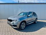 BMW X5 Baureihe X5 xDrive 35 i M Sport Paket Kamera - BMW X5: Sport Paket