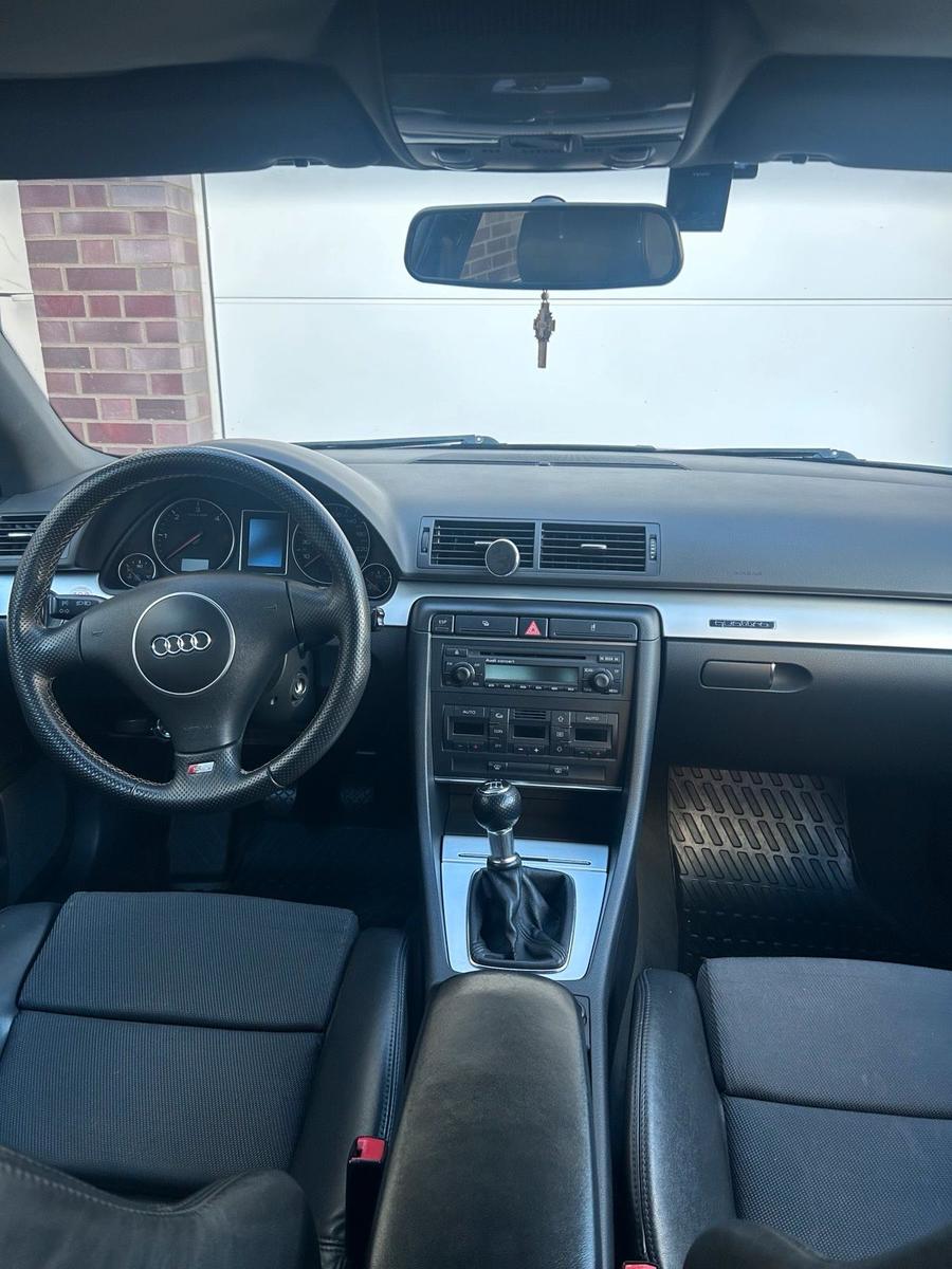 Audi Quattro 2004 — photo 14