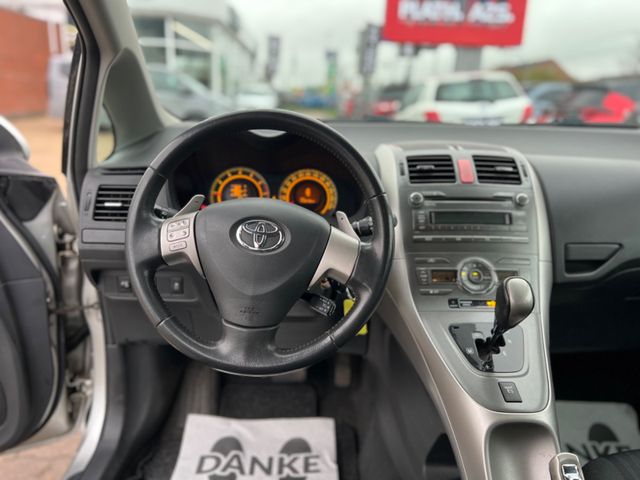 Toyota Auris  Sol