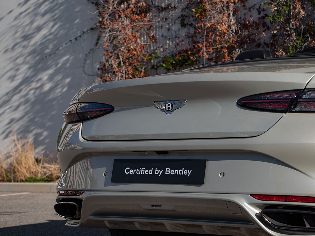 BENTLEY Continental GTC 2025