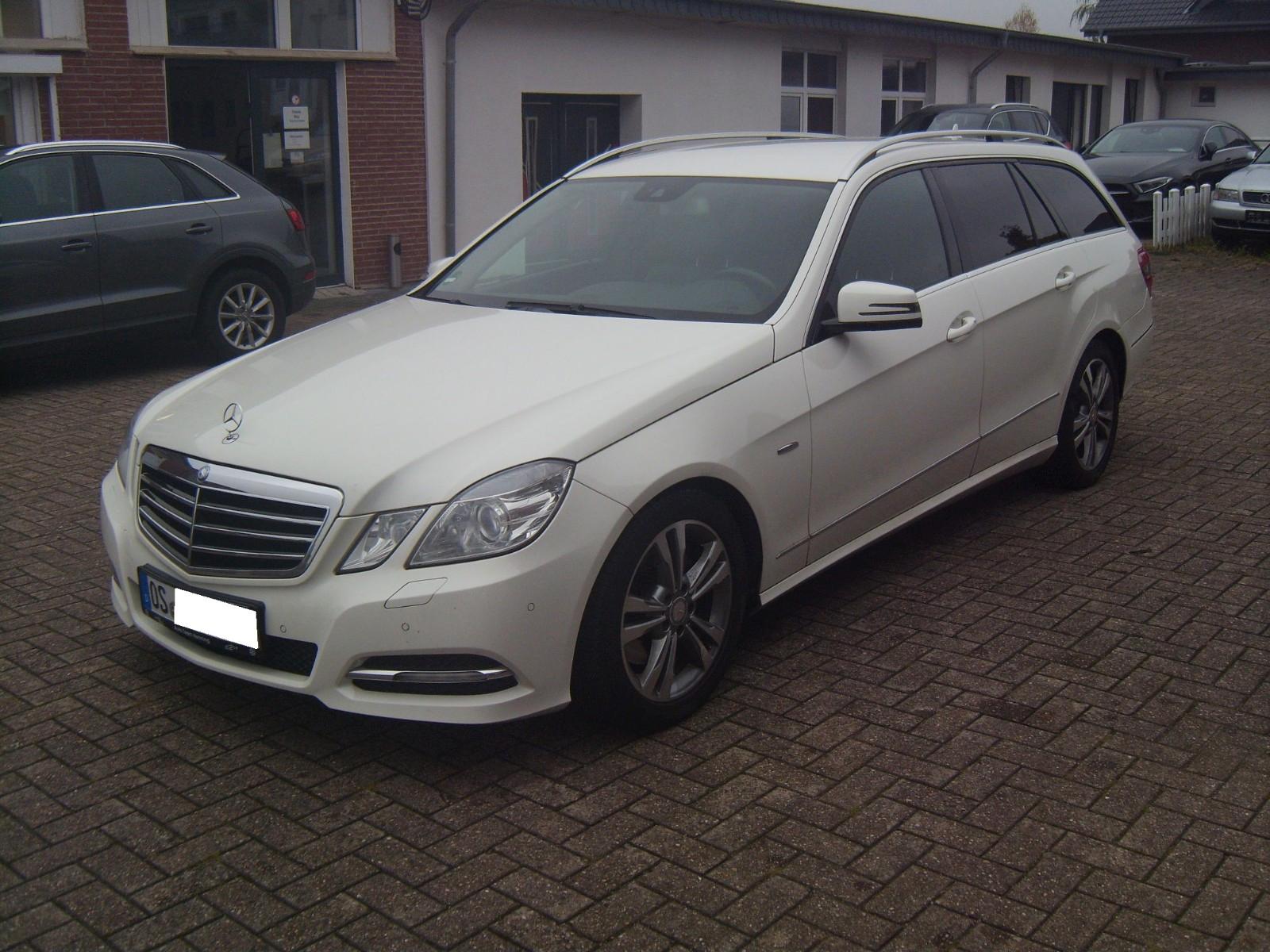 Mercedes-Benz E 250T CDI Avantgarde+Navi+AHK+SHZ+Xenon+