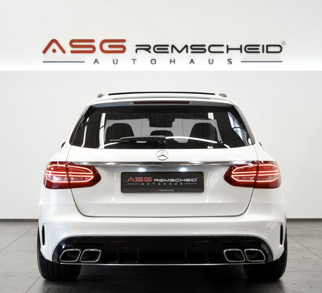 Mercedes Benz C 63 Amg