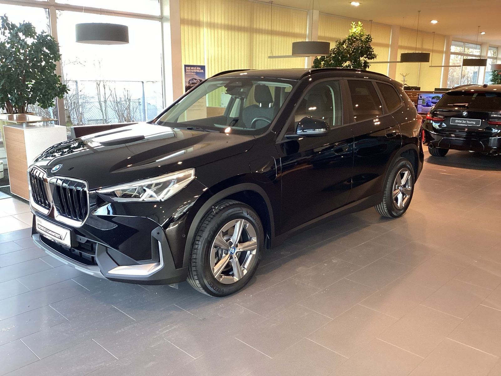 BMW X1 xDrive25e DAB Pano.Dach Parkassistent Shz foto 4
