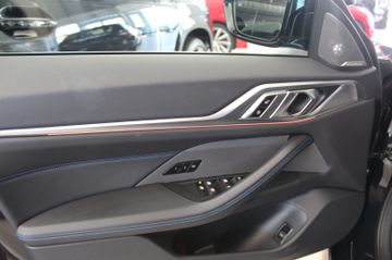 Fahrzeugabbildung BMW M440 i xDrive Gran Coupe M Sitze 19" Laser