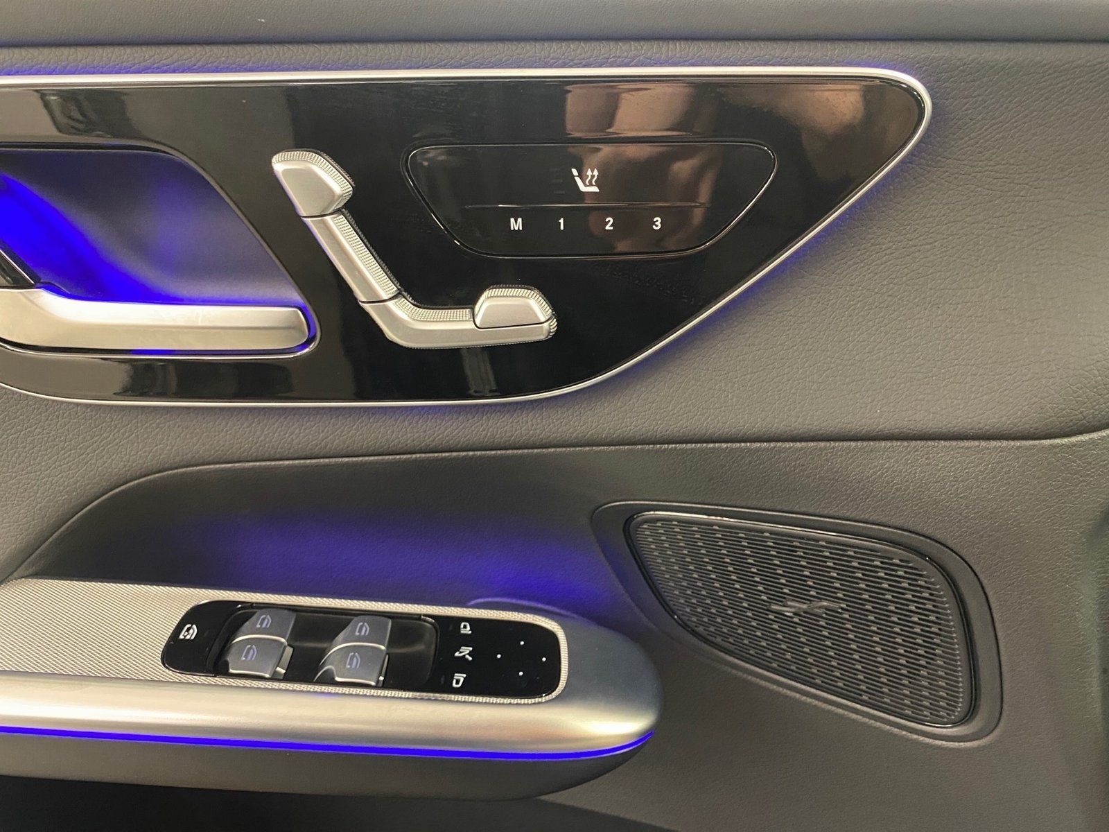 Fahrzeugabbildung Mercedes-Benz GLC 220 d 4M AMG*AHK*Standheizung*Totwinkel*360°