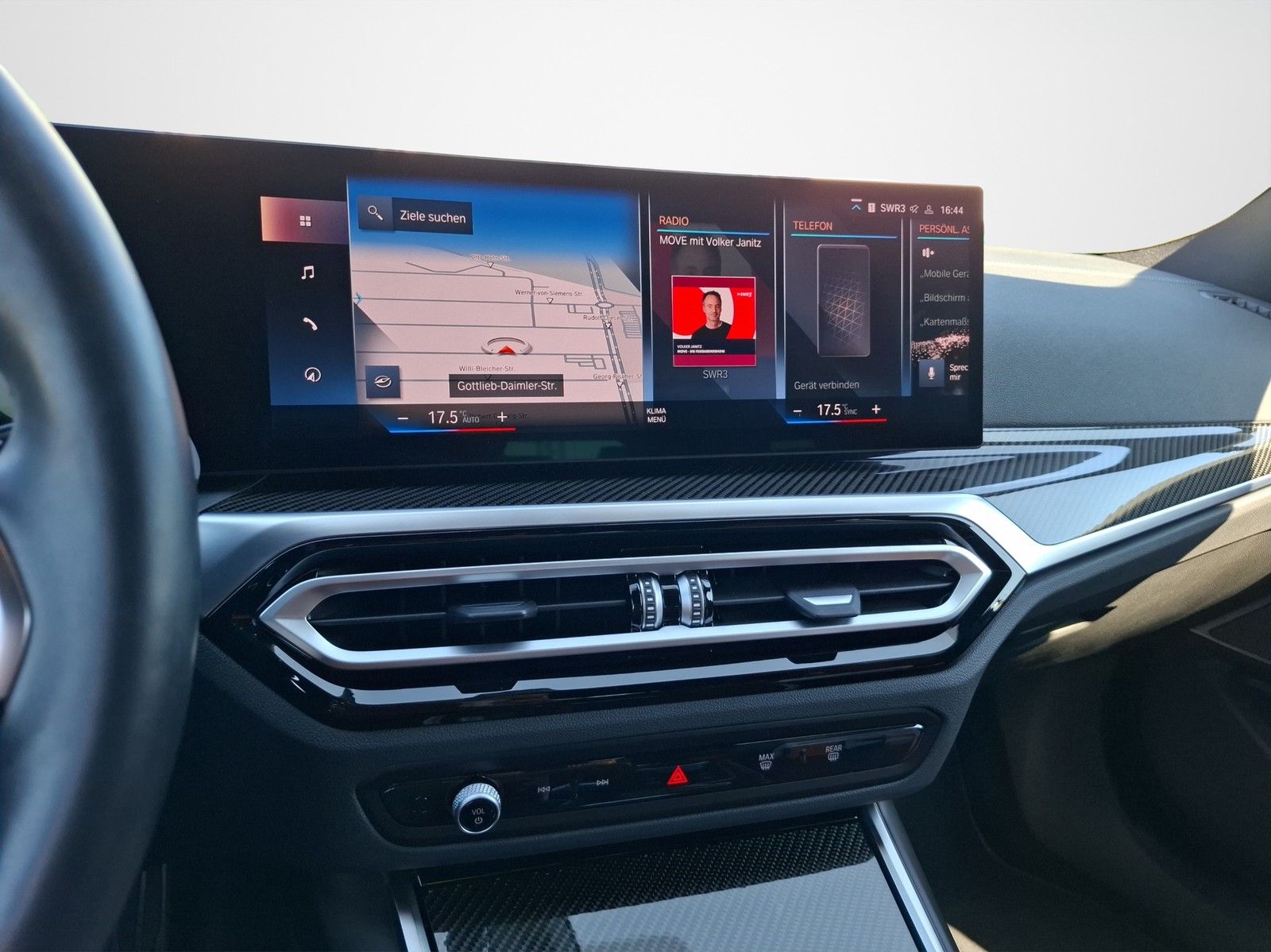 BMW 318 d M Sport AUTOMATIK / LEDER / AHK / STANDHEI - Image 13