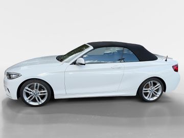 BMW 218 - 6
