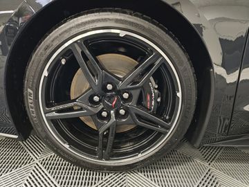 Corvette C8 - 9