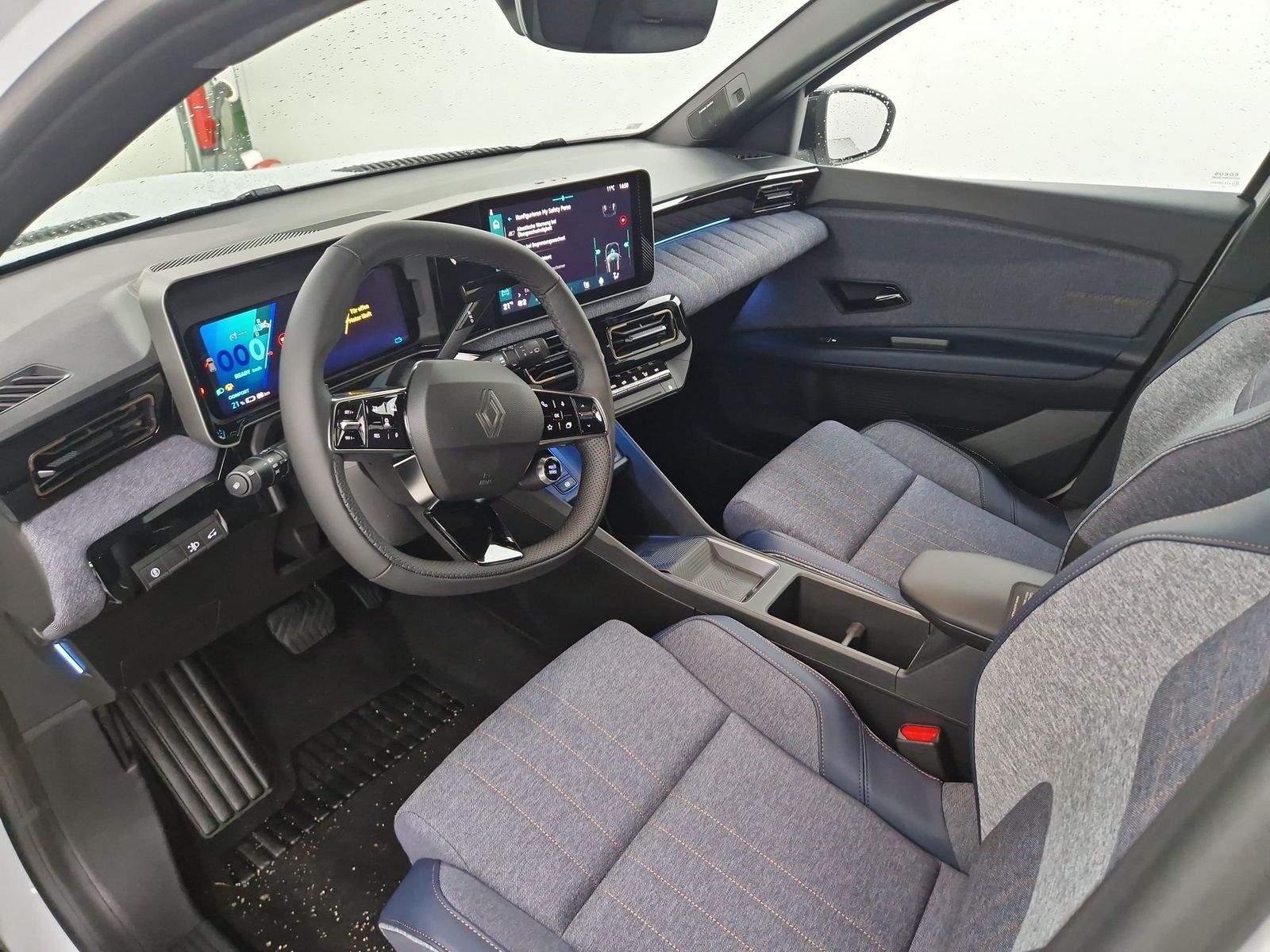 RENAULT R 4 E-Tech Techno plein sud 150 Comfort Range – Bild 36