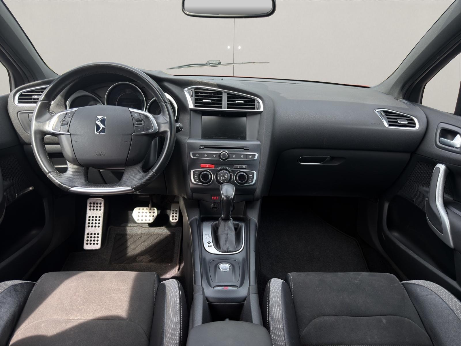 DS Automobiles DS4 1.6 BlueHDi 120 AUTOMATIK NAVI T.WKL AHK KEY