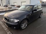 BMW 118i M-Edition *97.TKM*NAVI*XENON* - BMW: Unfallwagen