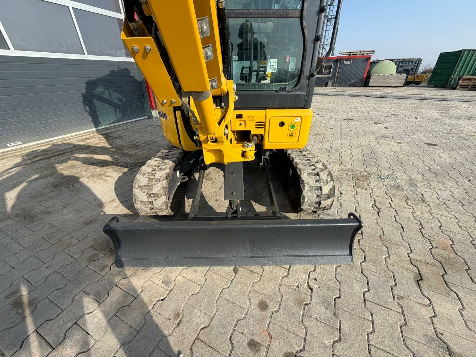 Fahrzeugabbildung Komatsu PC 24 MR-5 Minibagger (535h)