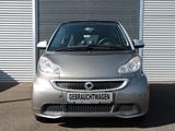 Smart ForTwo Coupe Softtouch Micro Hybrid Drive 52 kW - aus 2012: Kleinwagen, Automatik