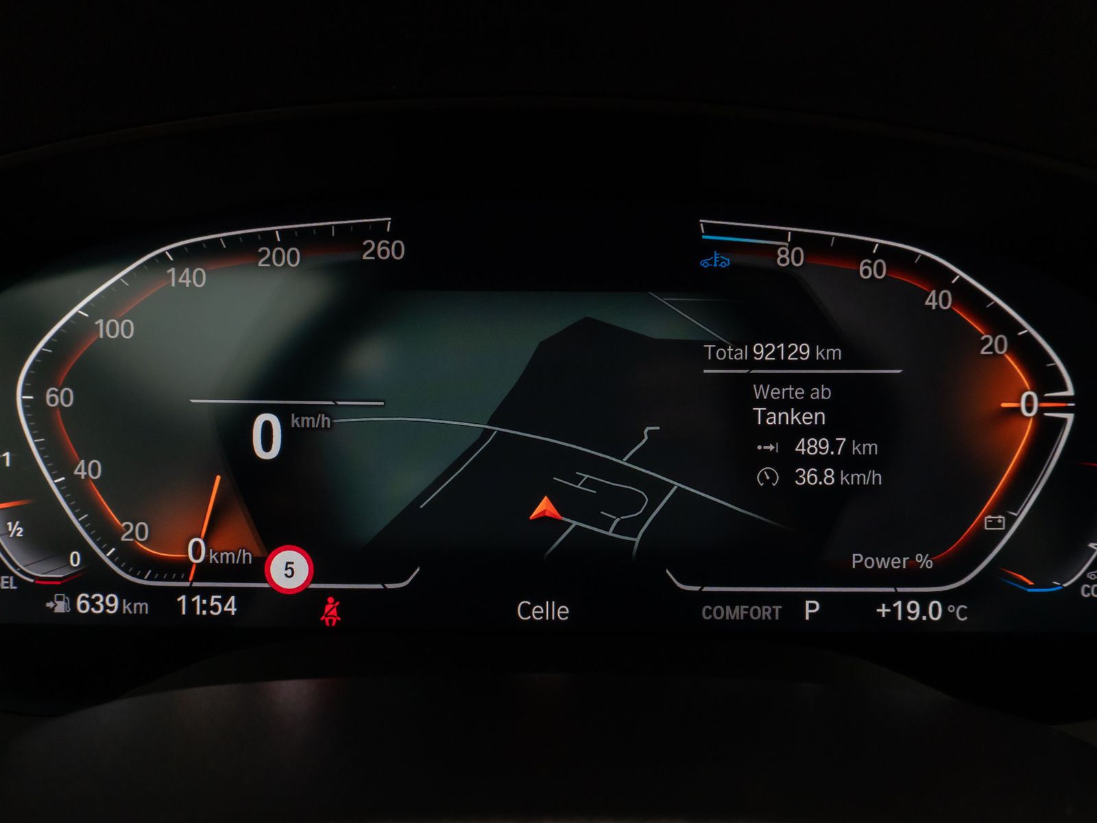 Fahrzeugabbildung BMW 520d xD Kamera HUD DAB 4xKlima Sport Leder Alarm