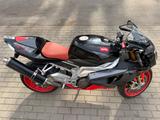 Aprilia RSV1000/Tuono Mille - APRILIA RSV1000R