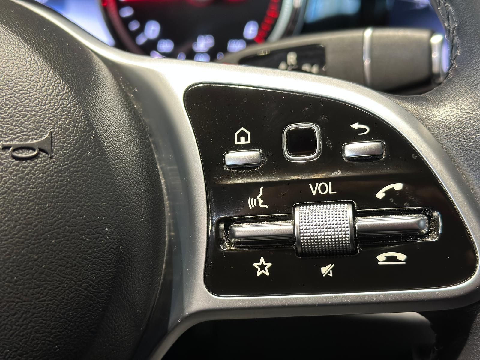 Mercedes-Benz E 220 LIMOUSINE AVANTGARDE DISTRONIC COMAND 360° foto 20