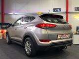 Hyundai Tucson blue Classic 2WD*AHK*KLIMA*TÜV*SERVICE - Hyundai Gebrauchtwagen von 2016