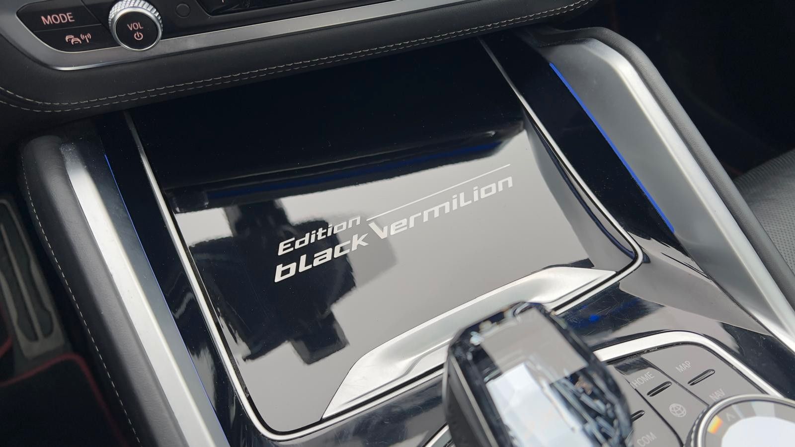 Fahrzeugabbildung BMW X6 M550 i*Laser*STHZ*AHK*HU*B&W*VOLL*Mietkauf