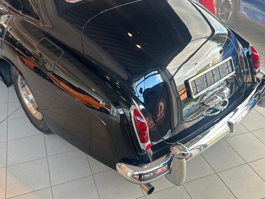 Rolls-Royce Silver Cloud