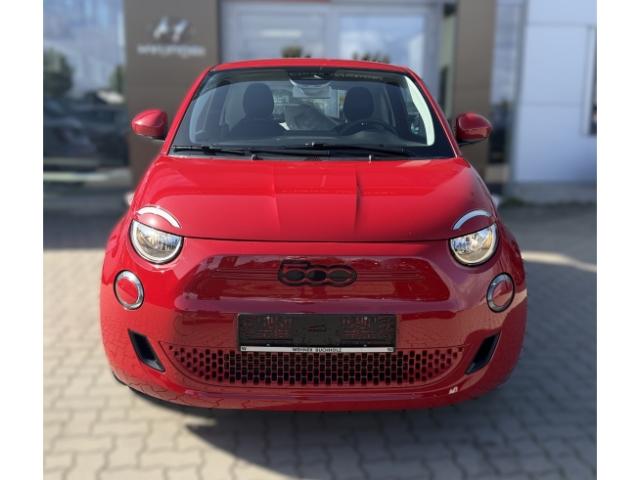 Fiat 500e Red *Apple Car Play *Tempomat