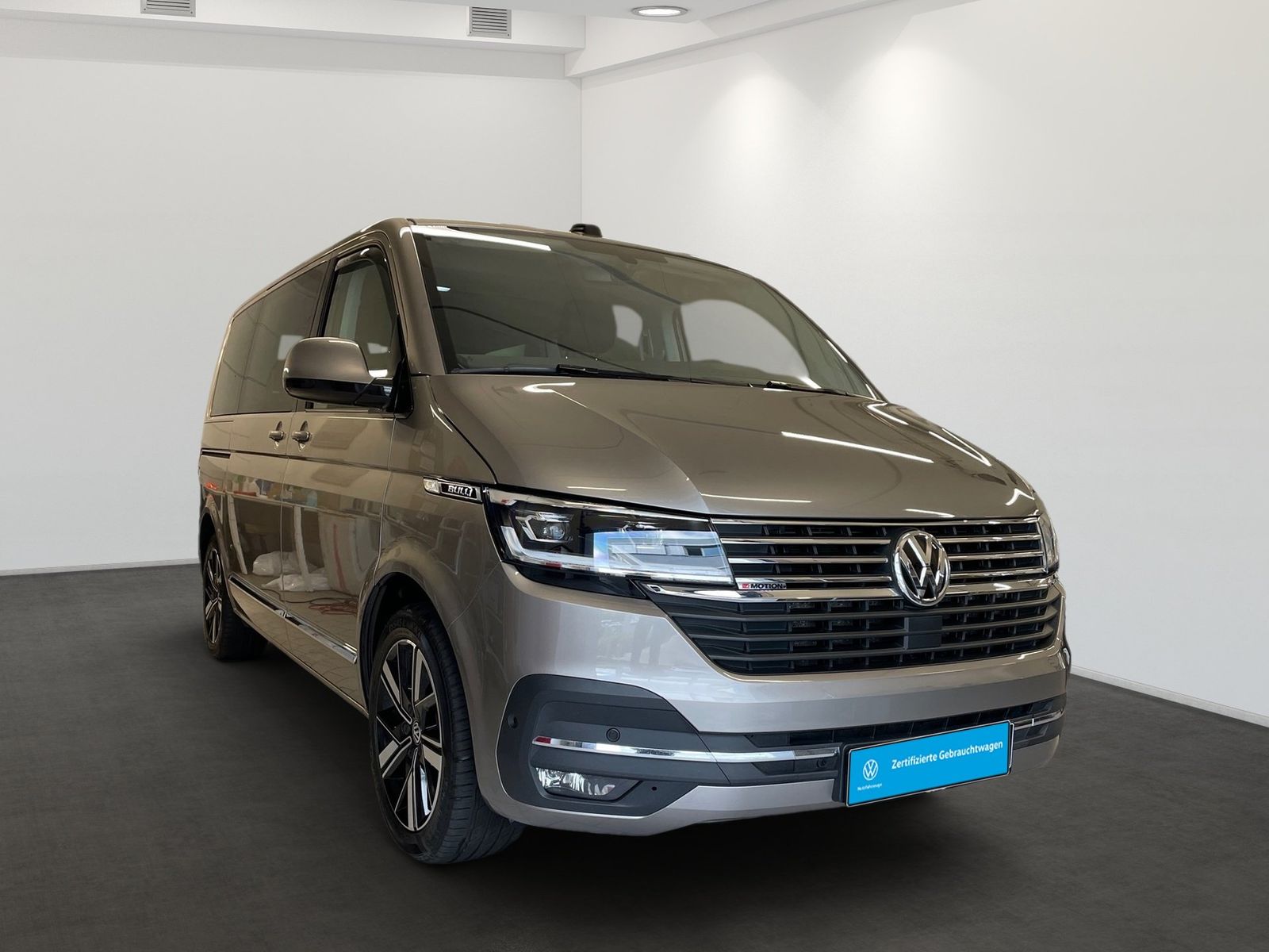 Volkswagen T6.1 Multivan 2.0 TDI 4M KR Highline STANDH NAV foto 3