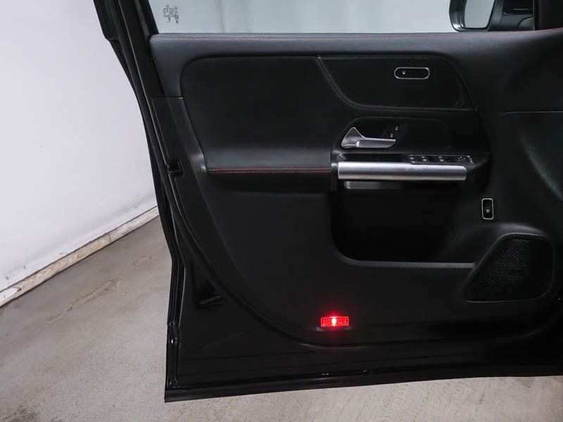 Fahrzeugabbildung Mercedes-Benz GLA 200 AMG*360°*Totwinkel*LED*Sound*Keyless-GO*