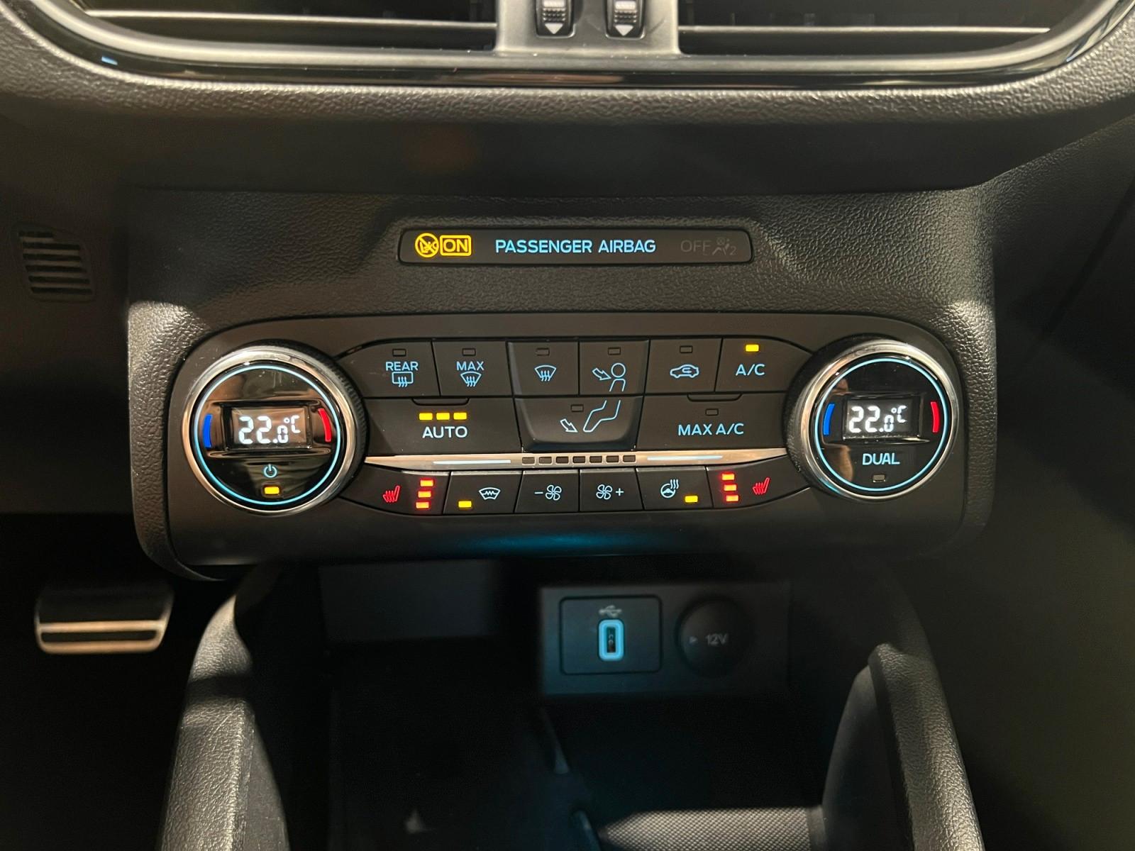 Ford Focus Lim. ST-Line Aut. B&O LED KAM ASSIST ACC, миниатюра 22
