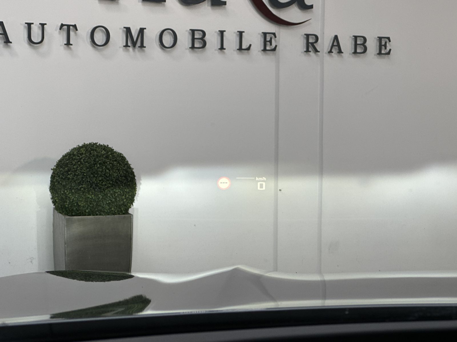 Fahrzeugabbildung BMW X4 M Competition NAV+LED+HEADUP+PANO+360°+21ZOLL