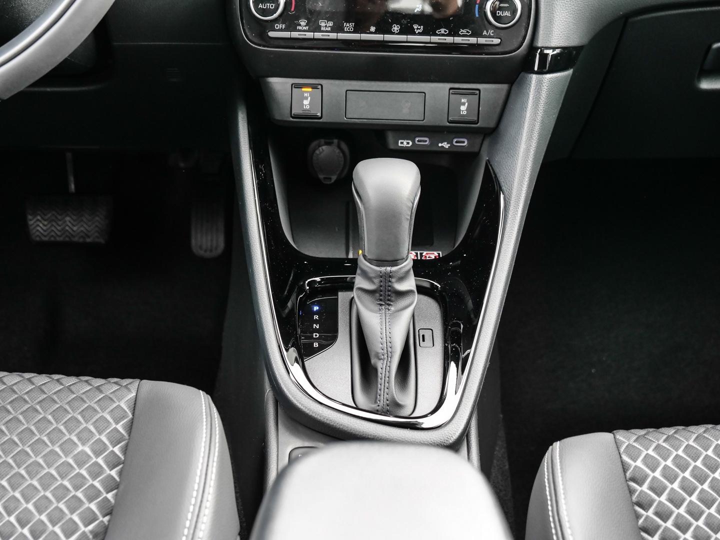 Mazda 2 Hybrid Homura 1.5L VVT-i 116 PS e-CVT FWD LEDE