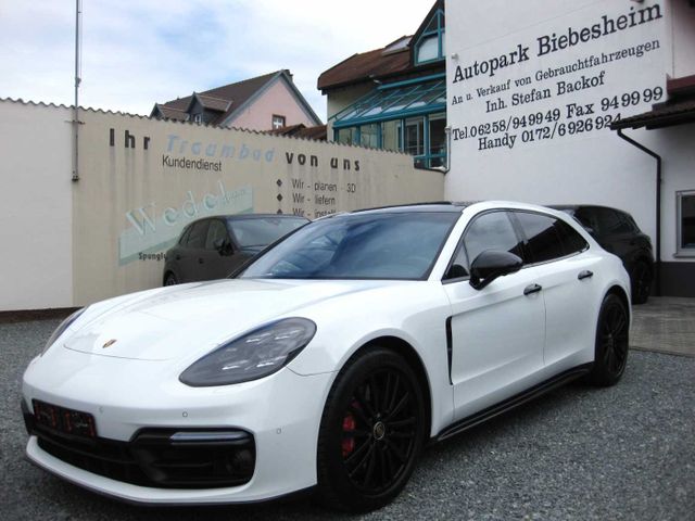 Porsche Panamera Sport Turismo GTS Traumausst.