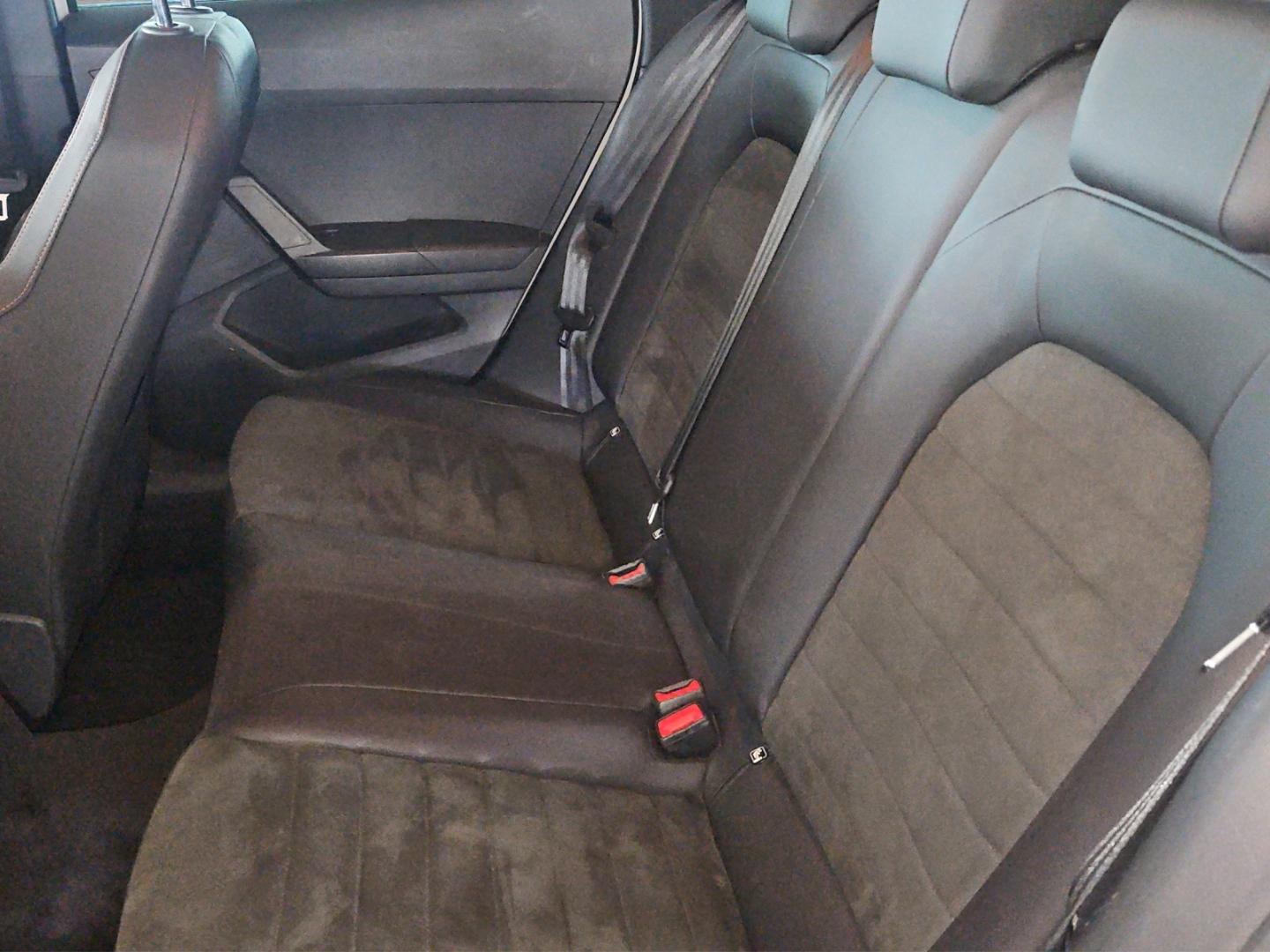 SEAT Arona FR 1.5 AHK-abnehmbar Navi Leder LED SHZ PD, миниатюра 9