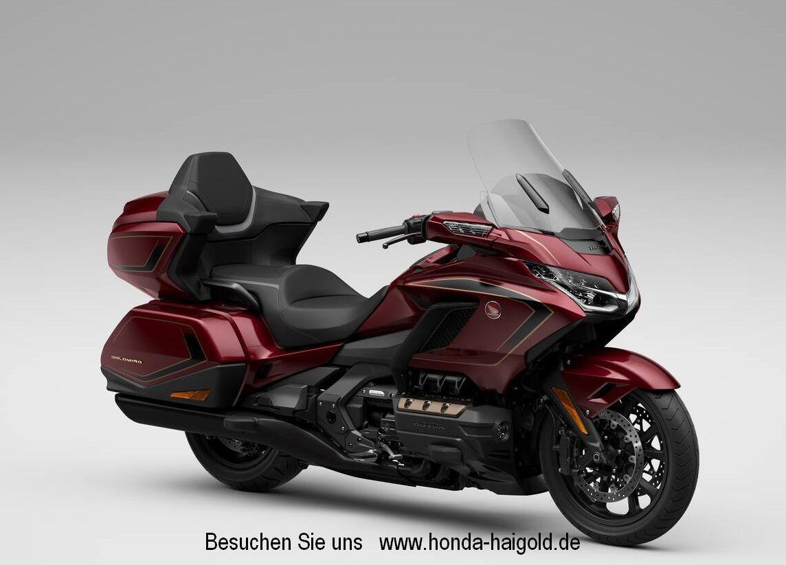 Honda GL1800 DCT Tour Gold Wing