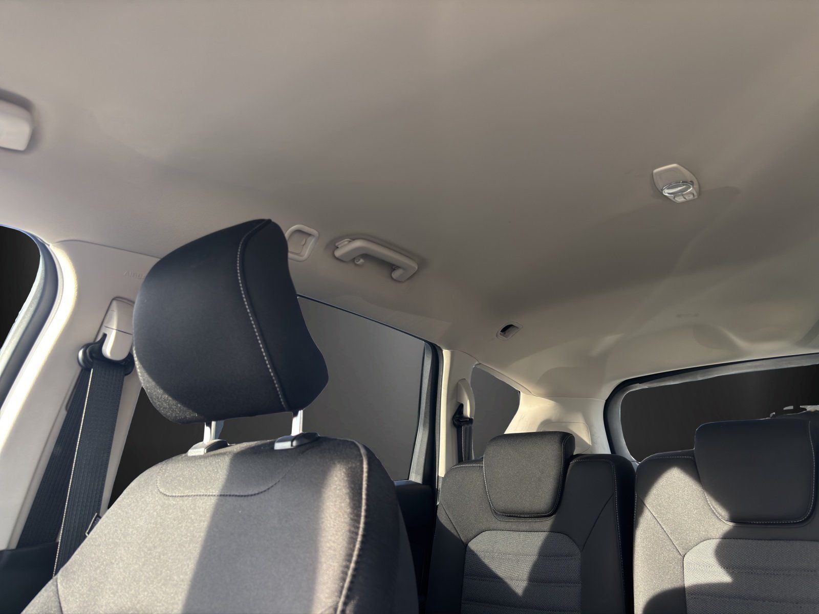 Fahrzeugabbildung Ford S-Max 2.0 EcoBlue Titanium Aut. RFK AHK 1. Hd.