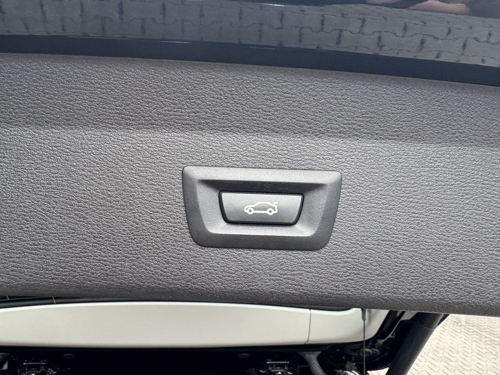 BMW X1 sDrive18d Advantage Kamera Sitzh Navi LED foto 17