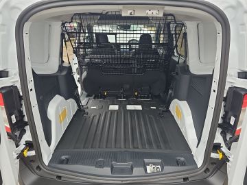 Bild 17 Ford Transit Courier Trend Doppelkabine 1.0 AHK Klima