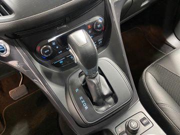 Ford Kuga - 11